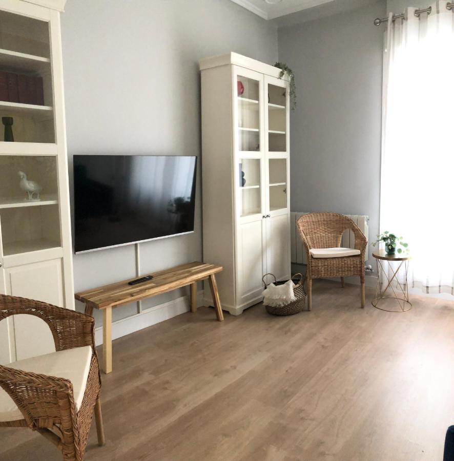 Unique Bilbao Lägenhet Exteriör bild